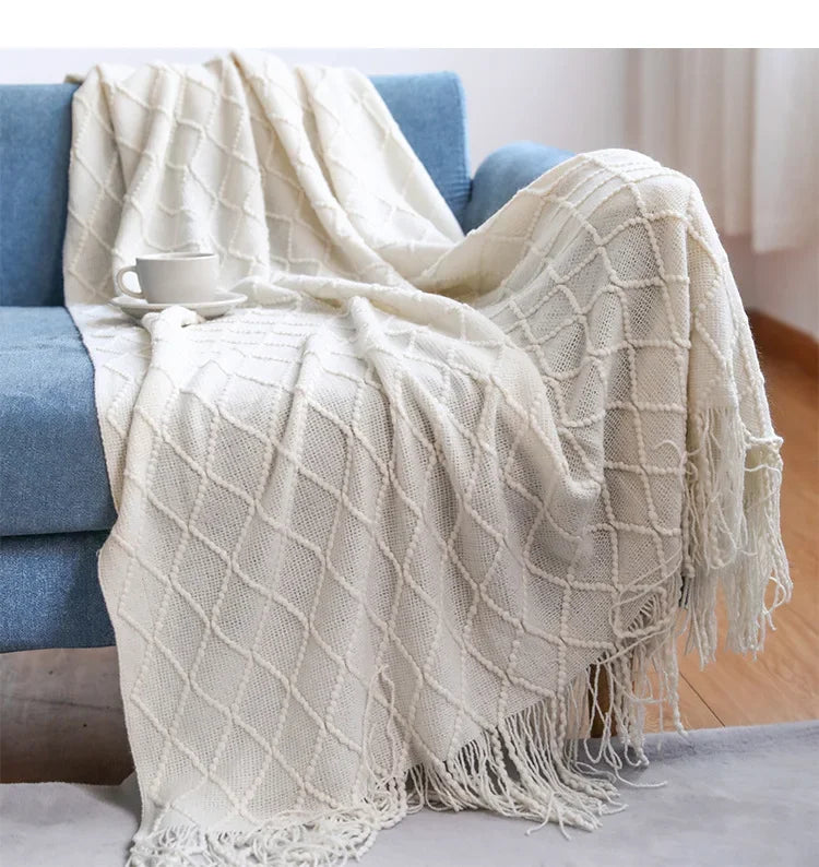 Chunky Knitted Tassel Throw Blanket | Soft Textured Sofa & Bed Throw