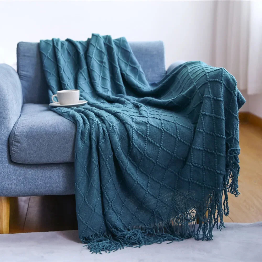 Chunky Knitted Tassel Throw Blanket | Soft Textured Sofa & Bed Throw